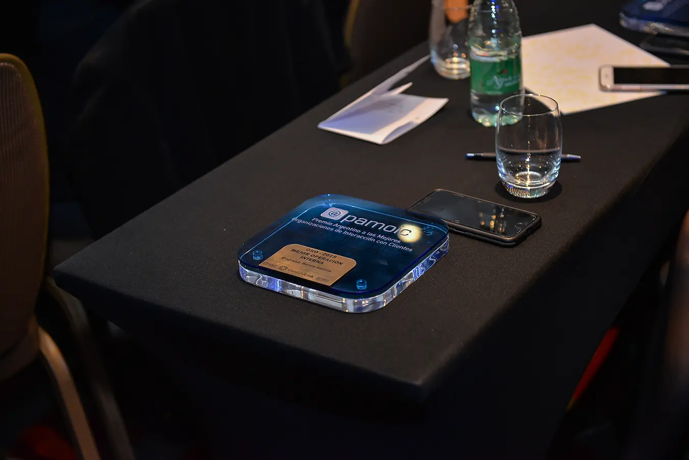 Carteles, pósters, roll-up y expositores - PAMOIC PREMIO